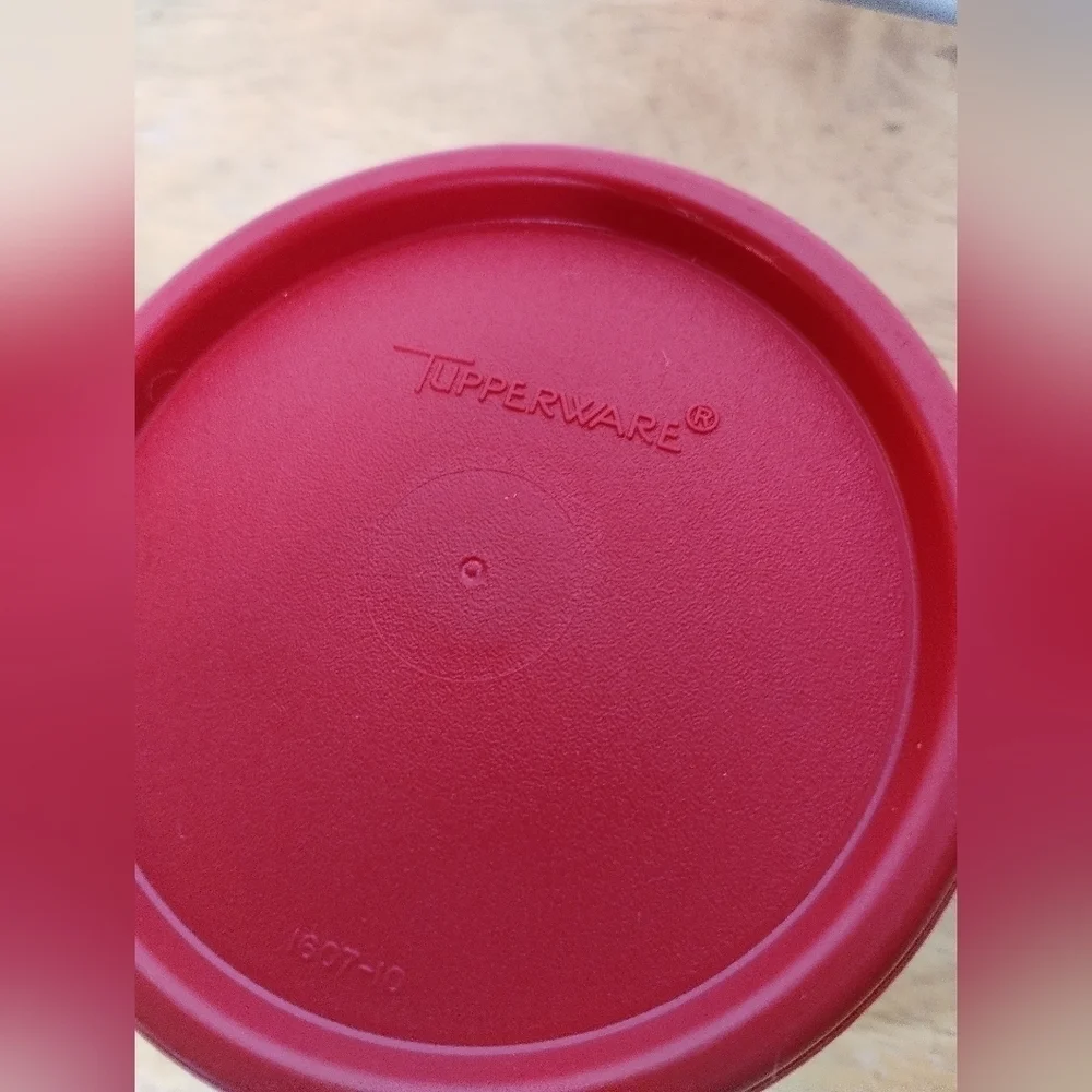 New Tupperware Red Modular mate round #1